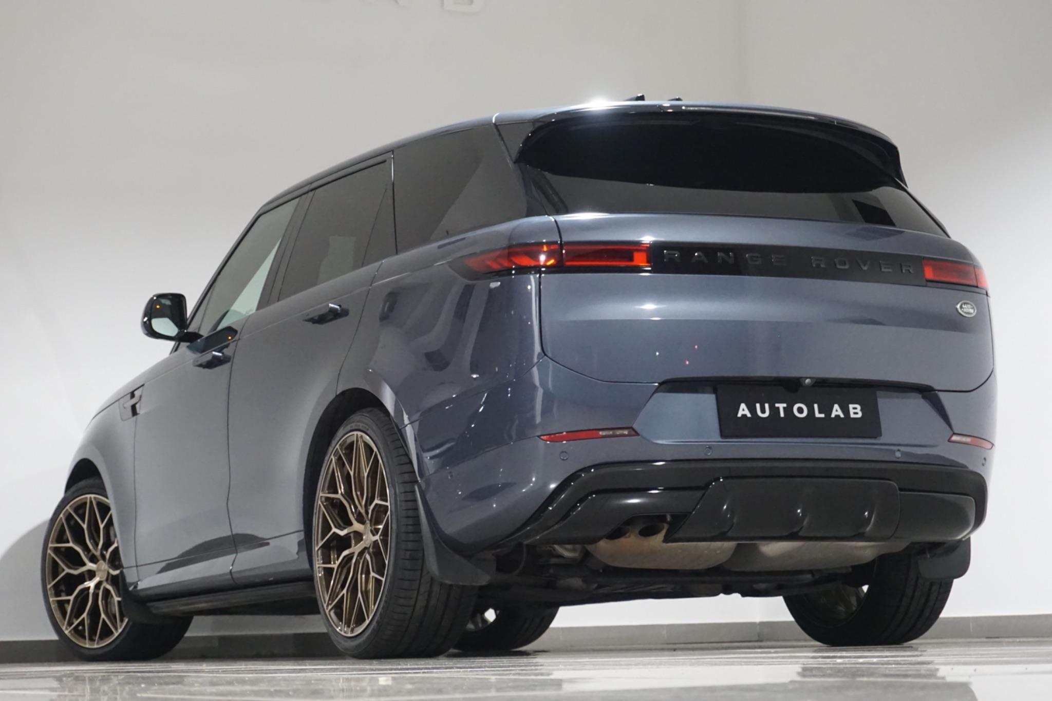 Land Rover Range Rover Sport 3.0 D300 MHEV Dynamic SE Auto 4WD Euro 6 (s/s) 5dr